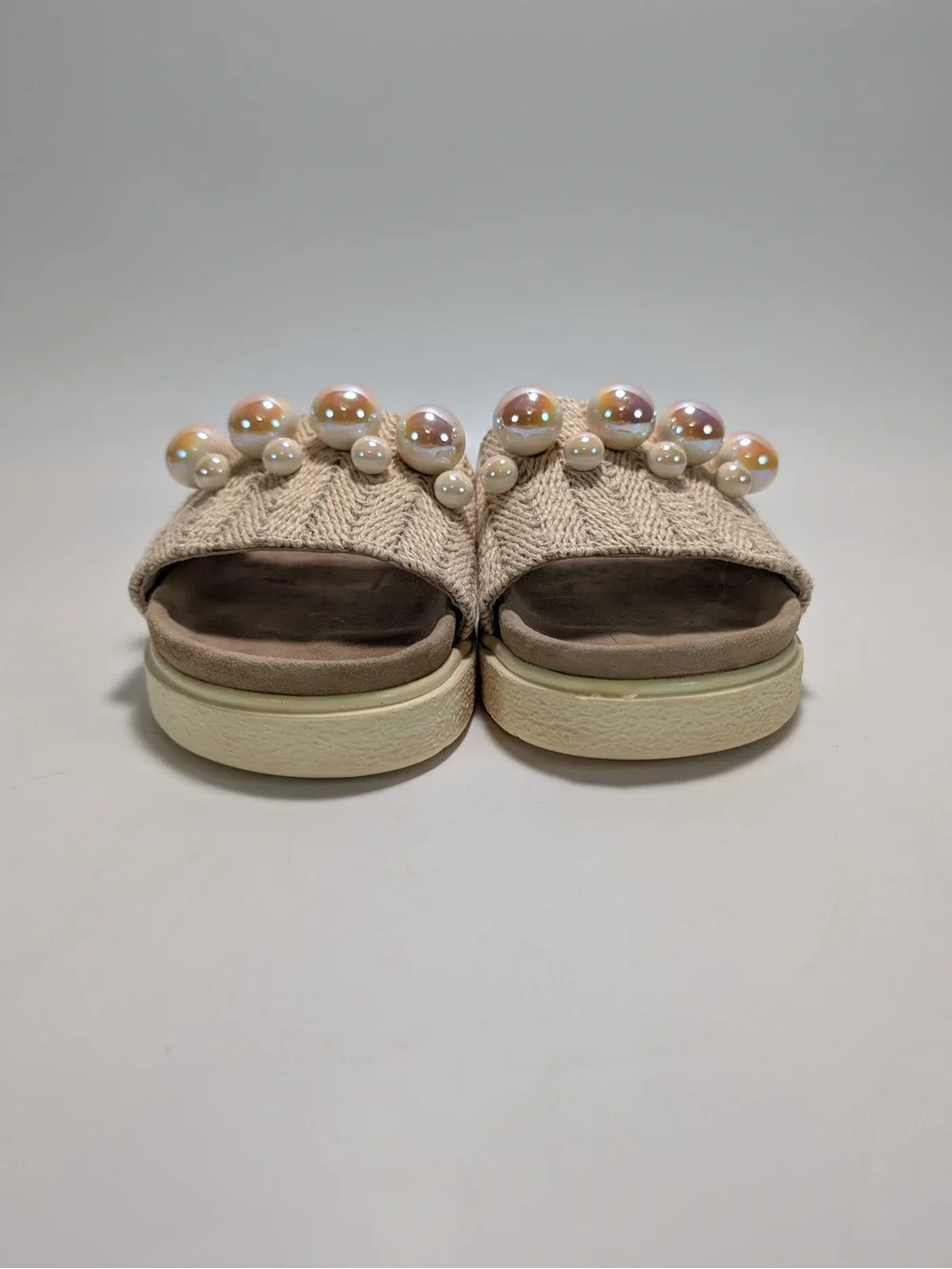 Inuikii Raffia Pearl Slides - Picture 2 of 10